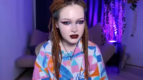 Snapshot of nicolefloret chatting on March 2025 12:11:02 PM Nicole online show from March 2025 12:11:02 PM