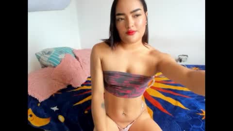 Nicole jaymes online show from March 2026 07:41:01 PM