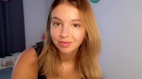 Nicole online show from May 2026 07:41:01 PM