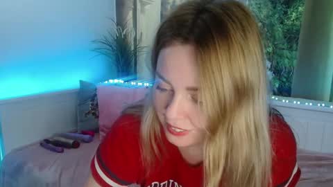 Snapshot of nicolelinharts chatting on January 2025 12:26:01 AM Birthday online show from January 2025 12:26:01 AM