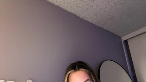 nicolelovesyou444 online show from May 2026 04:09:02 AM
