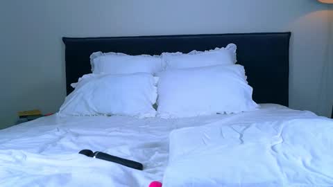 Snapshot of nicolemarani chatting on October 2025 05:22:02 AM Nicole online show from October 2025 05:22:02 AM