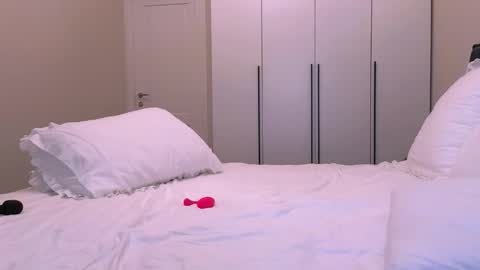 Snapshot of nicolemarani chatting on November 2025 05:06:01 AM Nicole online show from November 2025 05:06:01 AM