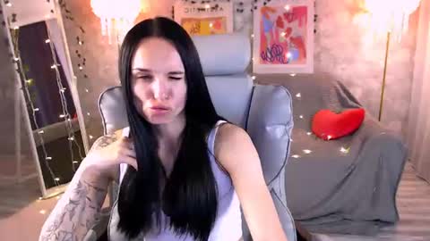 Snapshot of nicolemerz chatting on June 2026 03:38:02 PM Nicole online show from June 2026 03:38:02 PM