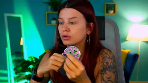 Snapshot of nicolemoonn chatting on October 2025 09:21:02 AM online November 28 from 16 to 20 November 29 from 12 to 20 December 3 and 5 from 12 to 20 December 7 and 8 from 04 to 08 GMT online show from October 2025 09:21:02 AM