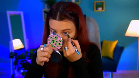 Snapshot of nicolemoonn chatting on October 2025 12:52:02 PM online November 28 from 16 to 20 November 29 from 12 to 20 December 3 and 5 from 12 to 20 December 7 and 8 from 04 to 08 GMT online show from October 2025 12:52:02 PM