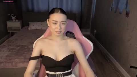 Snapshot of nicolerossss chatting on June 2026 01:27:01 AM NicoleRossss online show from June 2026 01:27:01 AM