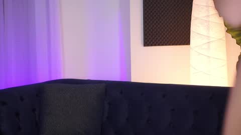 Sarah online show from February 2025 07:52:02 PM