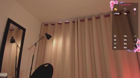 Nicol  online show from March 2025 07:04:02 PM