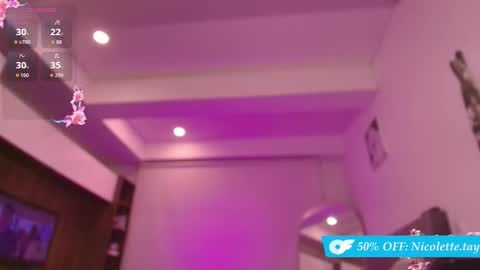 Nicol  online show from September 2025 11:39:02 PM