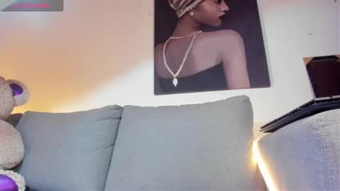 Snapshot of nicolle_ds chatting on January 2025 11:39:02 PM Nicol online show from January 2025 11:39:02 PM