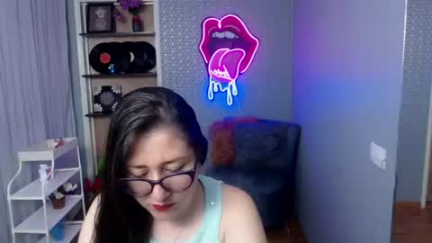 Nicolle  online show from August 2026 11:42:01 AM