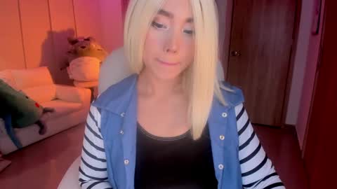 Snapshot of nicollemeyer chatting on February 2025 06:13:01 AM Nicolle Go to Visit online show from February 2025 06:13:01 AM