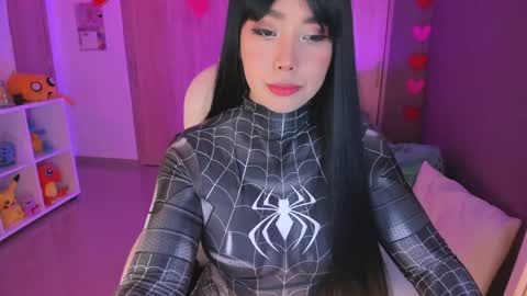 Snapshot of nicollemeyer chatting on April 2026 06:53:01 AM Nicolle Go to Visit online show from April 2026 06:53:01 AM