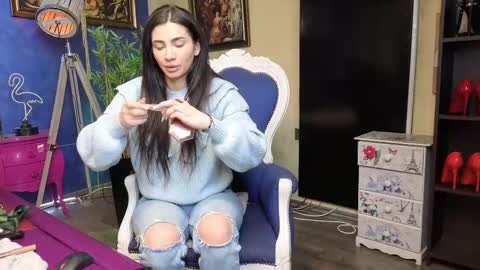 Snapshot of nicollepalmer chatting on February 2025 08:06:01 AM Nicolle online show from February 2025 08:06:01 AM