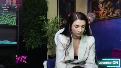 Nicolle online show from February 2026 10:40:01 AM