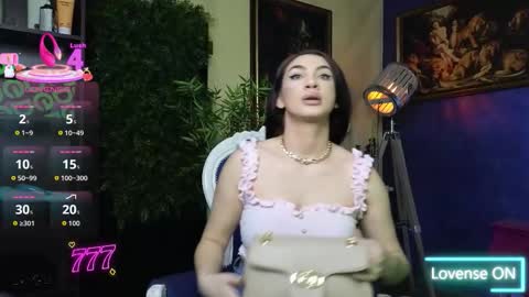 Nicolle online show from February 2026 11:25:02 AM