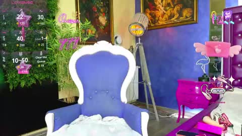 Nicolle online show from May 2026 01:27:01 PM
