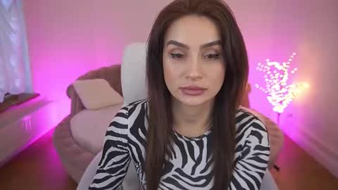 Nicole online show from February 2026 05:38:01 AM