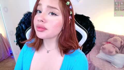 Snapshot of nicolthompsonn chatting on December 2024 09:28:02 PM Nicol online show from December 2024 09:28:02 PM