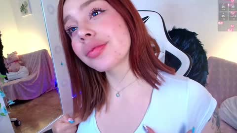 Snapshot of nicolthompsonn chatting on December 2024 03:16:02 AM Nicol online show from December 2024 03:16:02 AM