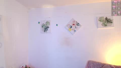 Snapshot of nicolthompsonn chatting on January 2025 04:47:01 AM Nicol online show from January 2025 04:47:01 AM