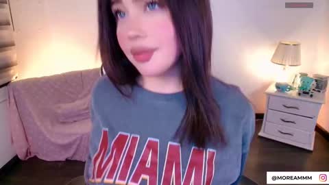 Snapshot of nicolthompsonn chatting on September 2025 02:17:01 AM Nicol online show from September 2025 02:17:01 AM