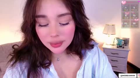 Snapshot of nicolthompsonn chatting on October 2025 01:19:01 AM Nicol online show from October 2025 01:19:01 AM