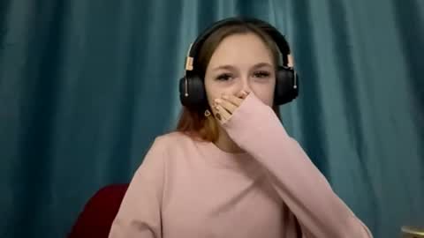 Snapshot of nidadingson chatting on November 2025 03:13:02 PM Jenny online show from November 2025 03:13:02 PM