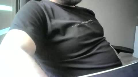 Snapshot of niewidoczny26 chatting on April 2026 03:39:01 PM Niewidoczny online show from April 2026 03:39:01 PM