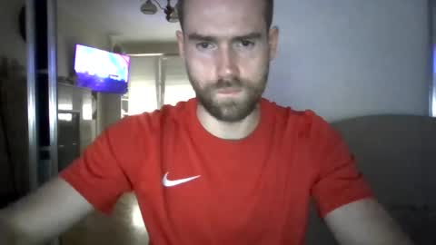 nieznajomy33 online show from August 2026 03:14:02 PM