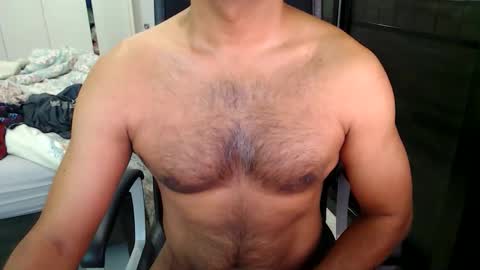 Snapshot of night_rider09711 chatting on December 2024 06:54:02 AM night_rider09711 online show from December 2024 06:54:02 AM