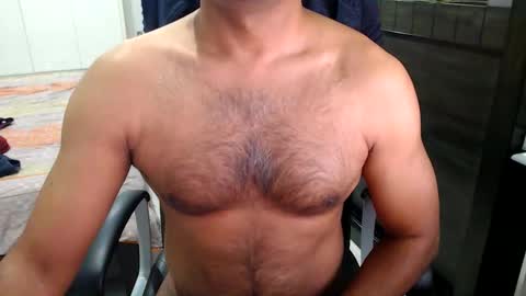 Snapshot of night_rider09711 chatting on December 2024 07:14:01 PM night_rider09711 online show from December 2024 07:14:01 PM