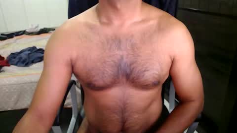 Snapshot of night_rider09711 chatting on January 2025 05:23:02 PM night_rider09711 online show from January 2025 05:23:02 PM