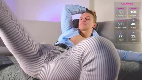 Snapshot of night_wwwolf chatting on October 2025 02:31:01 PM Jameson online show from October 2025 02:31:01 PM