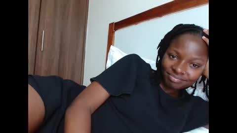 nightnurse2030 online show from November 2025 12:05:02 PM