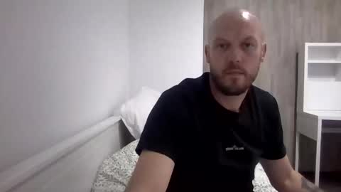 nighttime online show from September 2025 01:16:02 PM