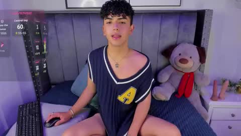 niick_twink online show from October 2025 07:48:01 PM