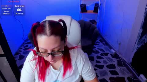 Snapshot of niickyjones chatting on September 2025 01:37:01 PM Anni online show from September 2025 01:37:01 PM