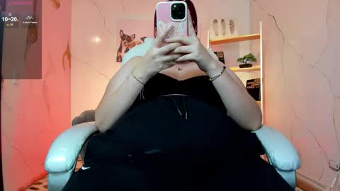 Snapshot of niickyjones chatting on October 2025 04:13:01 AM Anni online show from October 2025 04:13:01 AM