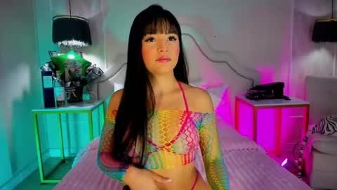 nicole online show from May 2026 04:12:02 PM
