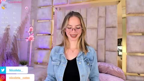 Snapshot of niicoleta chatting on January 2025 09:15:01 PM Niicoleta online show from January 2025 09:15:01 PM
