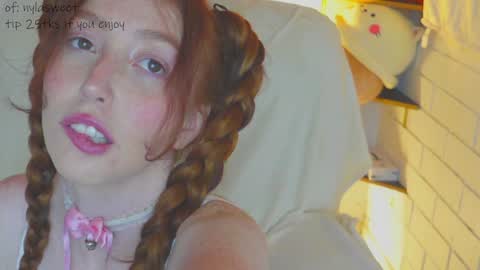Snapshot of niilaa chatting on December 2024 10:34:02 PM of Nylasweet online show from December 2024 10:34:02 PM