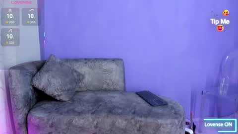 Snapshot of nika01_ chatting on November 2025 03:57:01 PM SAMARA online show from November 2025 03:57:01 PM