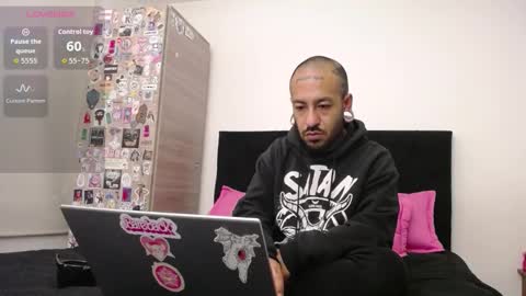 Nikita online show from October 2025 06:00:01 AM