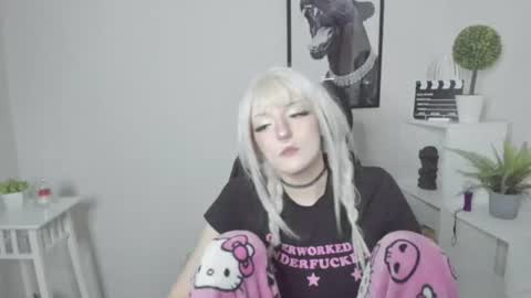 Snapshot of nika_dream1 chatting on July 2026 01:03:02 PM Nika online show from July 2026 01:03:02 PM