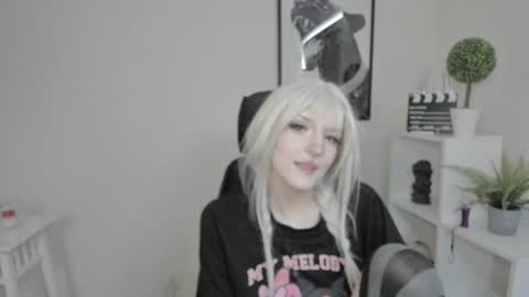 Snapshot of nika_dream1 chatting on July 2026 12:41:02 PM Nika online show from July 2026 12:41:02 PM