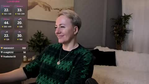 Snapshot of nika_smit chatting on March 2025 11:18:01 AM Nika online show from March 2025 11:18:01 AM