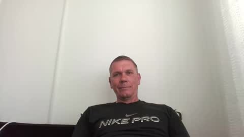 nikan77 online show from April 2026 11:57:01 AM