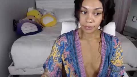 nikayasworld online show from November 2025 06:20:02 PM